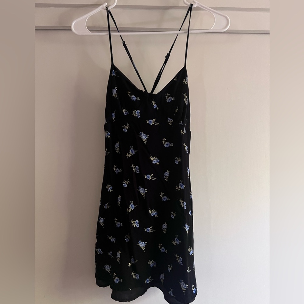 🎊FLASH SALE🎊Forever 21 Floral Cami Dress